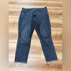 Old Navy Women's Charcoal Cropped Jeans